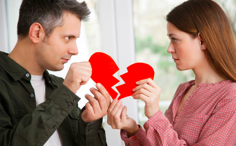 濮阳离婚如何申请财产保全冻结对方账户